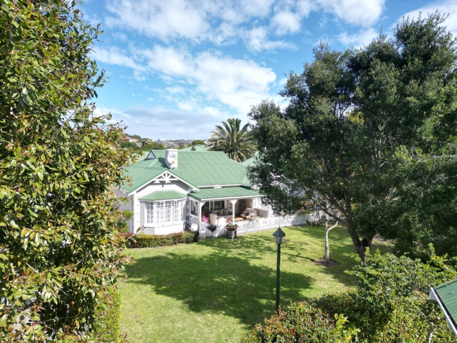 3 Bedroom Property for Sale in River Club Western Cape